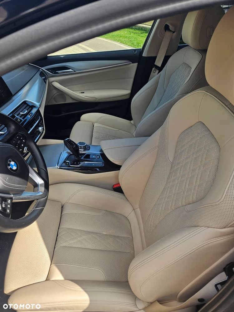 BMW Seria 5 530i GPF xDrive - 6