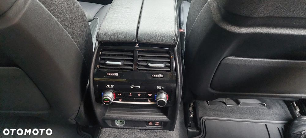 BMW Seria 5 530d Luxury Line - 7