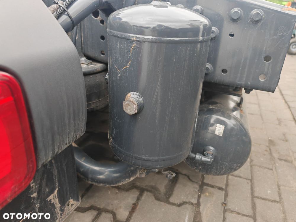 ZBIORNIK POWIETRZA BUTLA 10 LITRÓW LEWA IVECO S WAY - 1