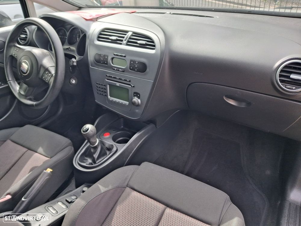 SEAT Leon 2.0 TDI Sport DPF - 10