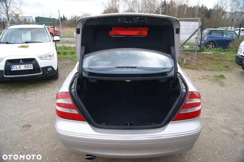 Mercedes-Benz CLK 240 Avantgarde - 20