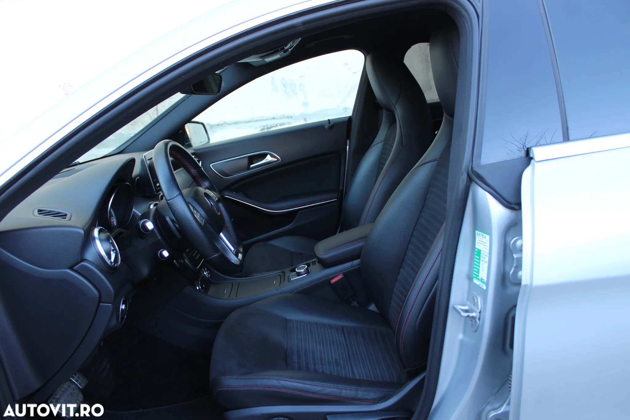 Mercedes-Benz CLA 220 CDI 7G-DCT AMG Line - 11