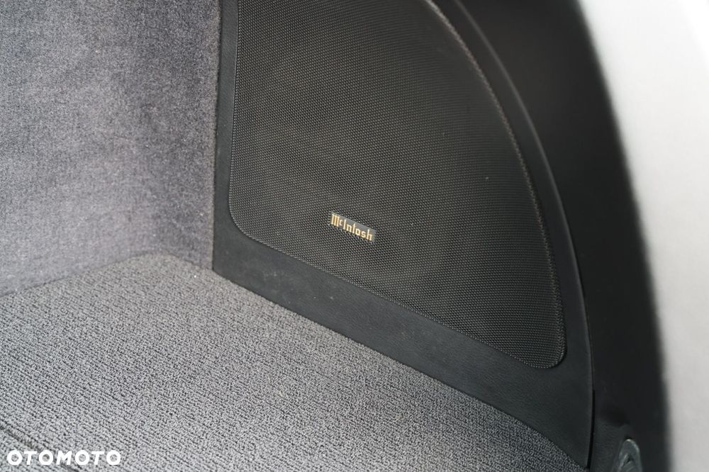 Subaru Legacy - 13