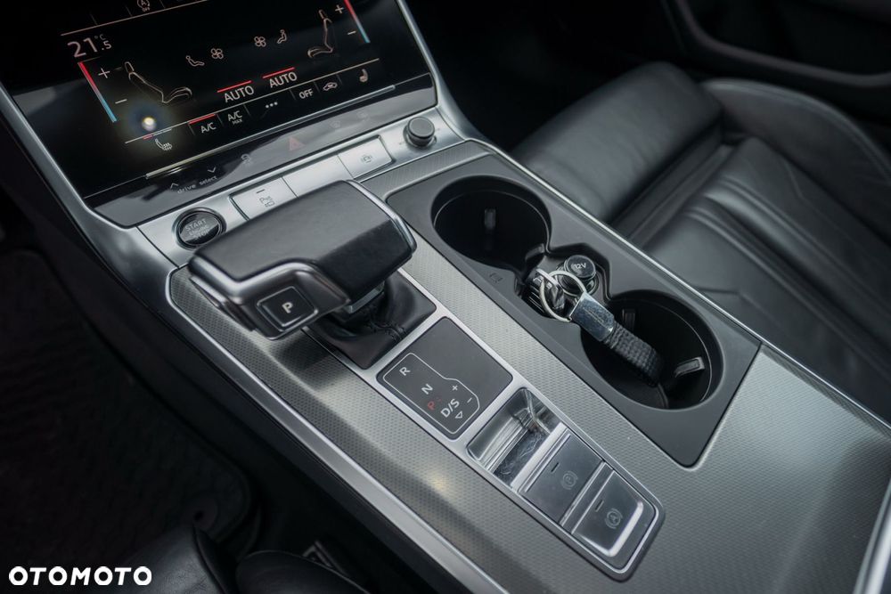 Audi A6 Avant 45 TDI quattro S tronic - 32