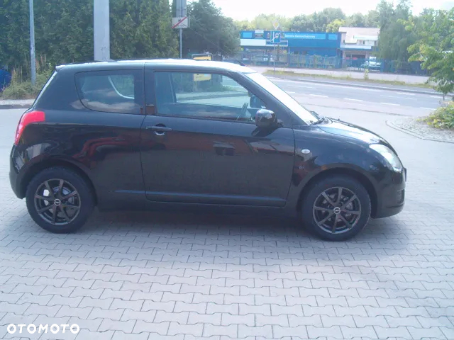 Suzuki Swift - 5