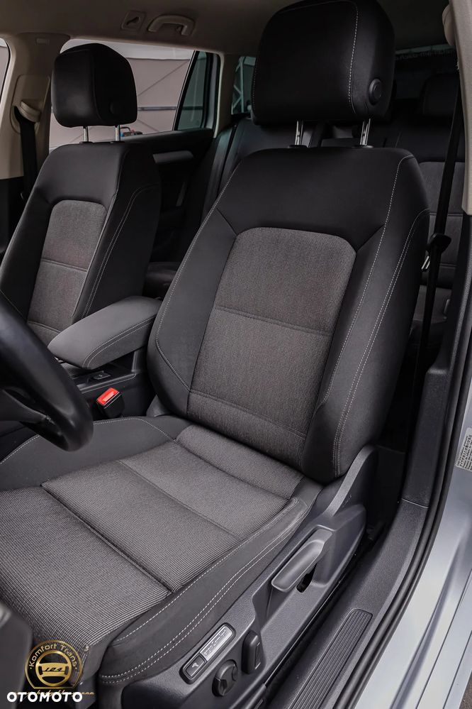 Volkswagen Passat 2.0 TDI BMT Comfortline - 30