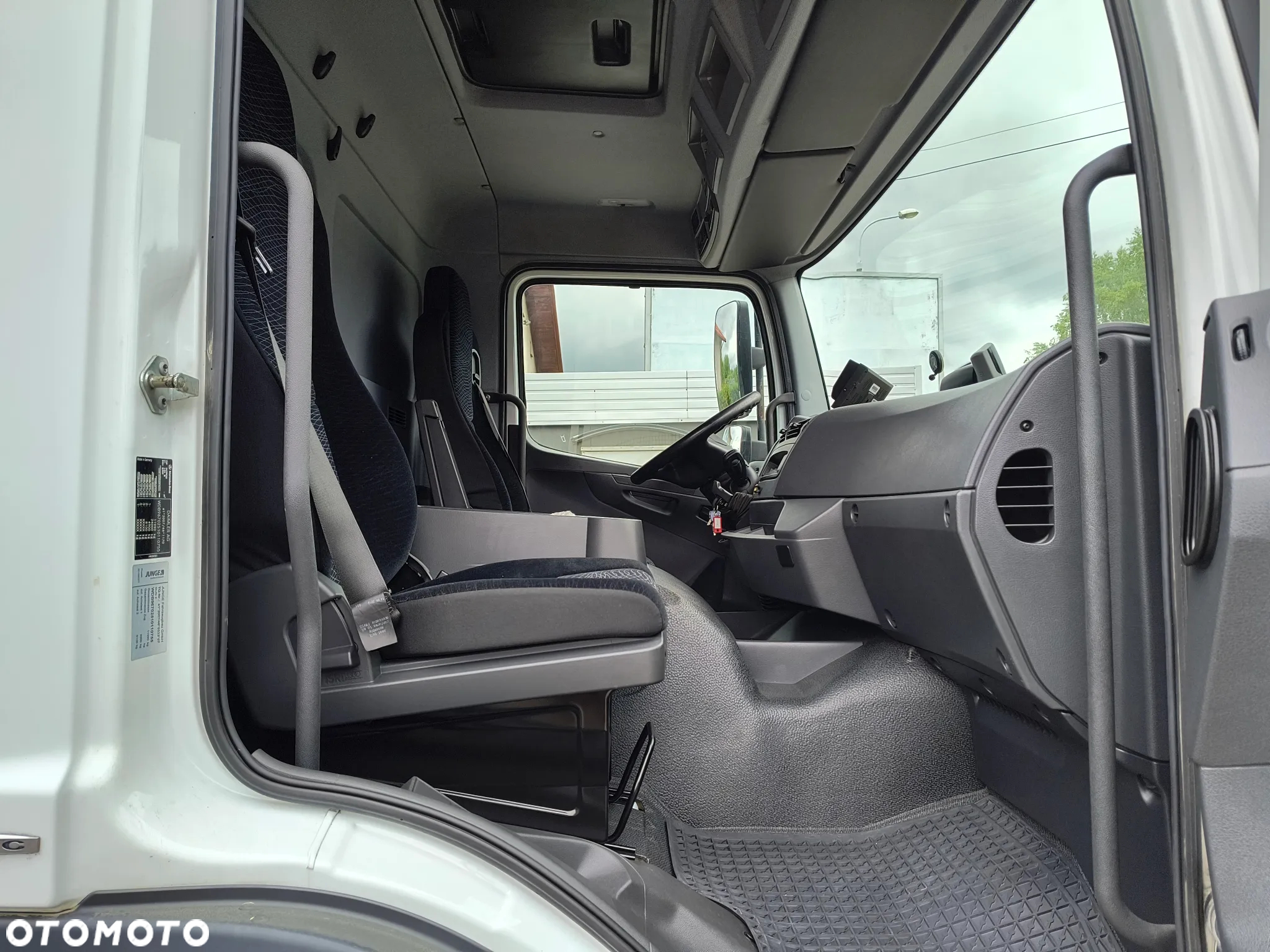 Mercedes-Benz Atego 1224 EURO6 - 14