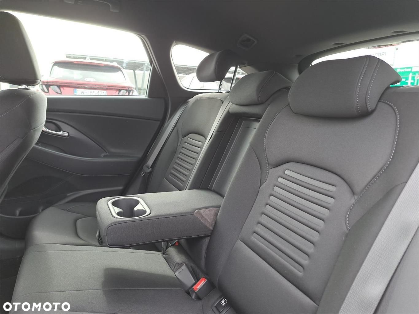 Hyundai i30 - 16