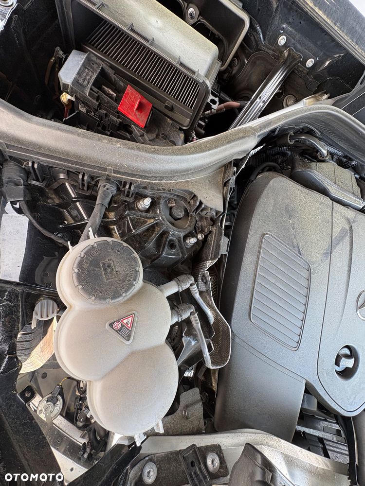 Mercedes-Benz GLC 200 4Matic 9G-TRONIC Edition Avantgarde - 23