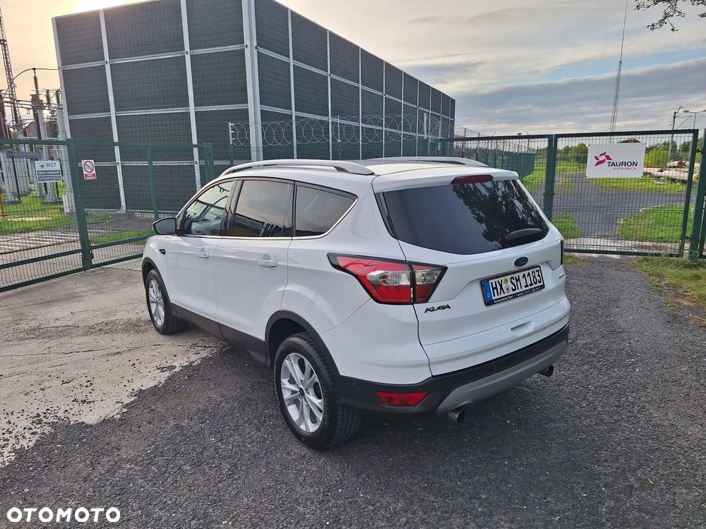Ford Kuga - 4