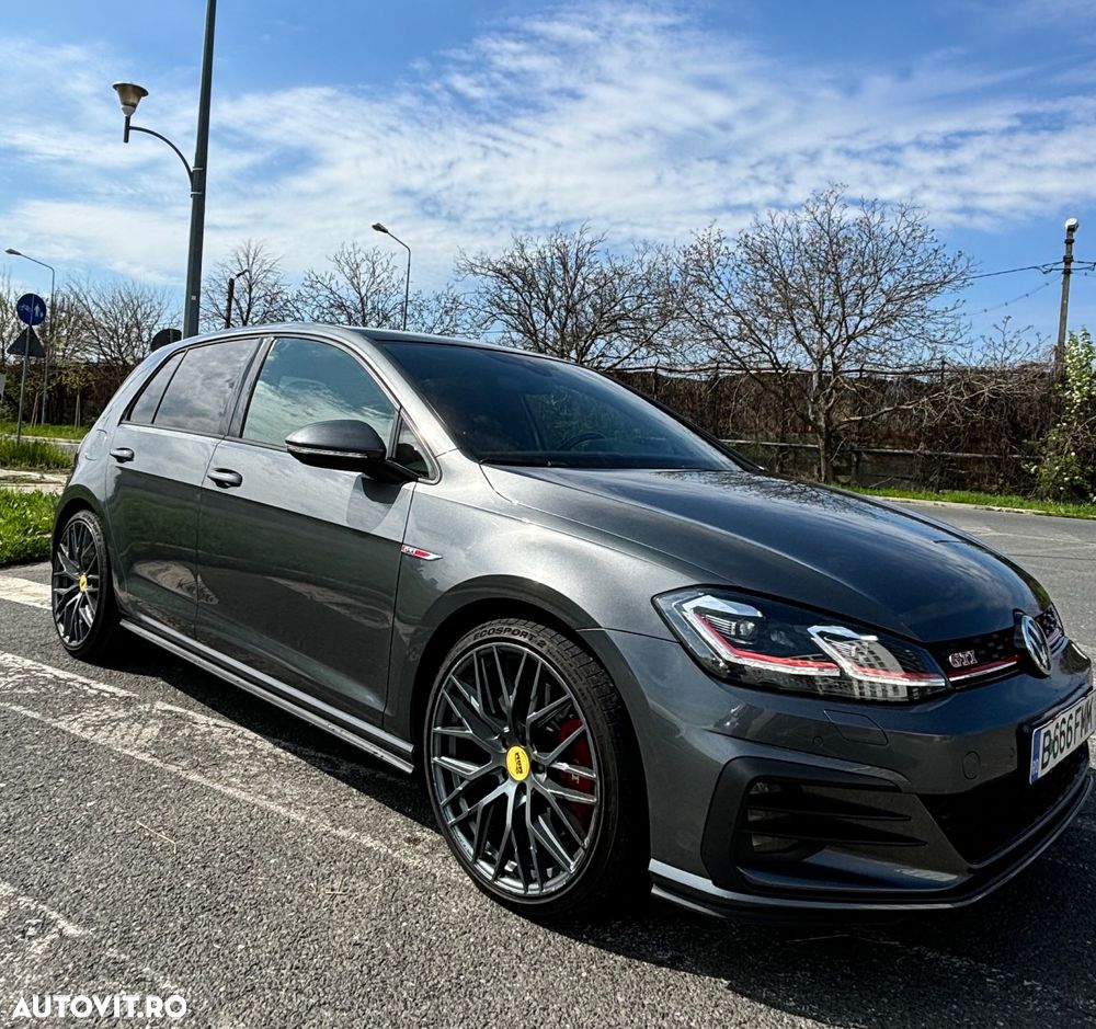 Volkswagen Golf 2.0 TSI GTI Performance - 1