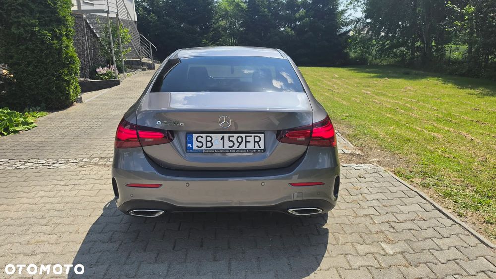 Mercedes-Benz Klasa A 220 d AMG Line 8G-DCT - 24