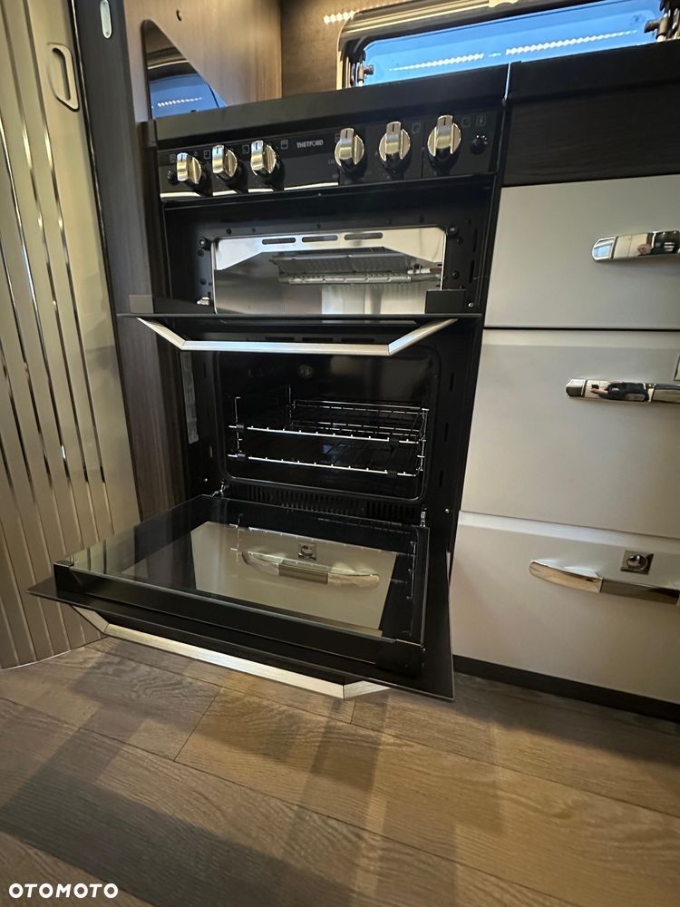 Hobby 560 FC PRESTIGE - 10