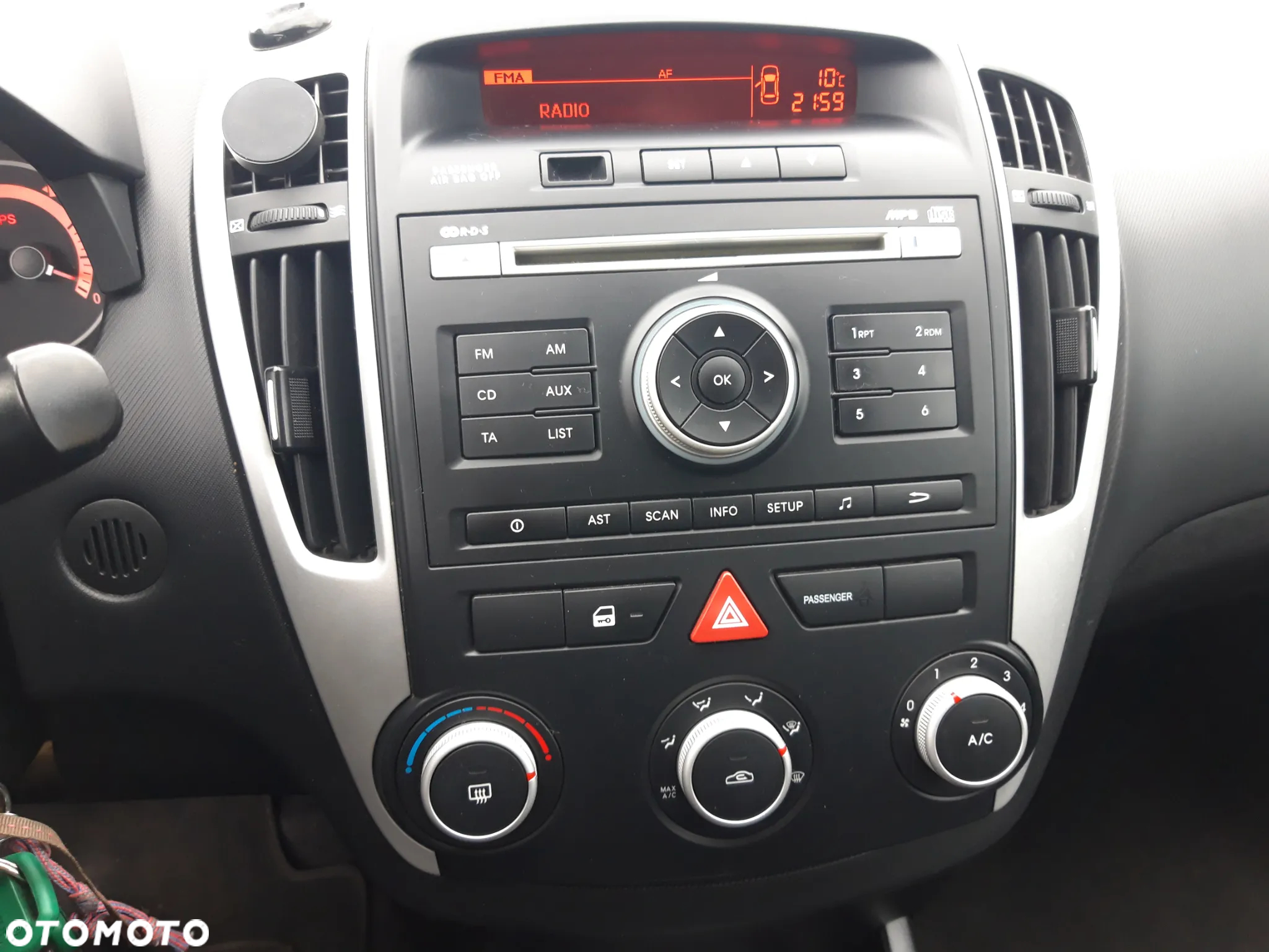 Kia Ceed 1.4 CVVT Attract - 9