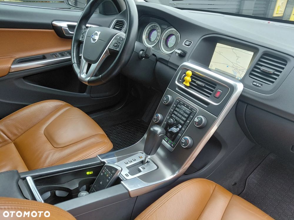 Volvo S60 D3 Geartronic Momentum - 20