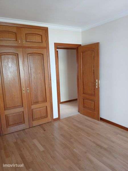 Linha de Cascais/Apartamento DUPLEX T3+1 - Grande imagem: 5/12