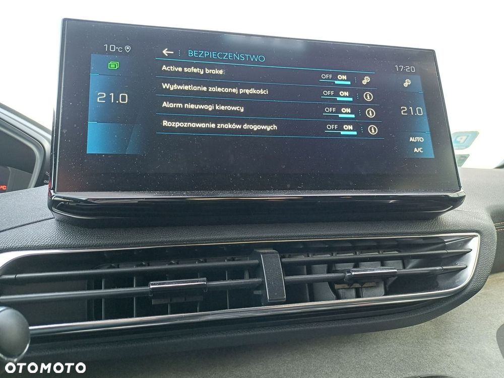 Peugeot 3008 1.5 BlueHDi GT Pack S&S EAT8 - 16