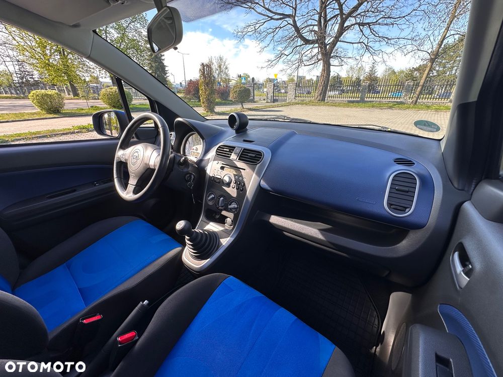 Opel Agila 1.2 Edition - 26