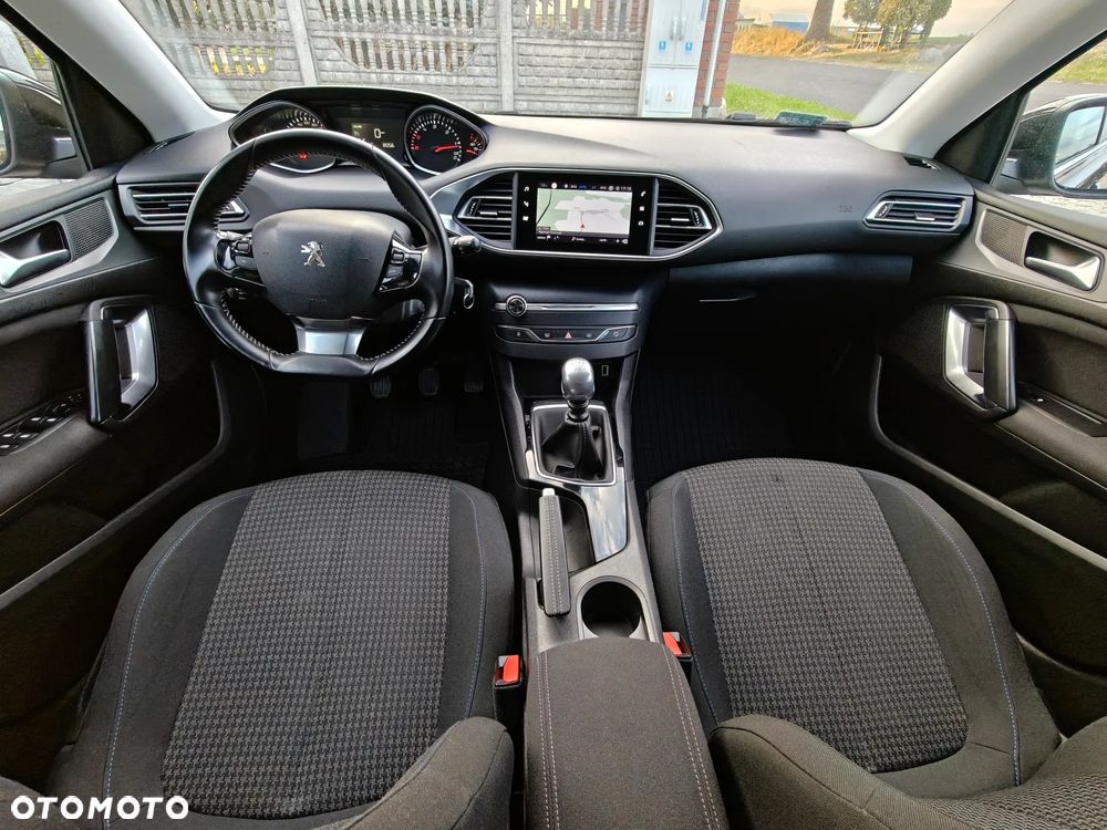 Peugeot 308 - 18
