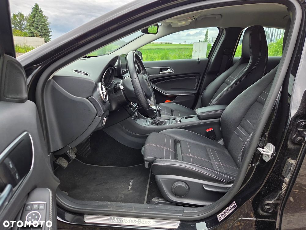 Mercedes-Benz Klasa A 200 Activity Edition - 10