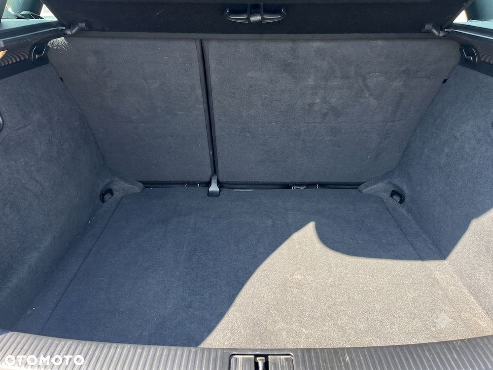 Audi A3 Sportback 2.0 TFSI S tronic S line Sportpaket - 18