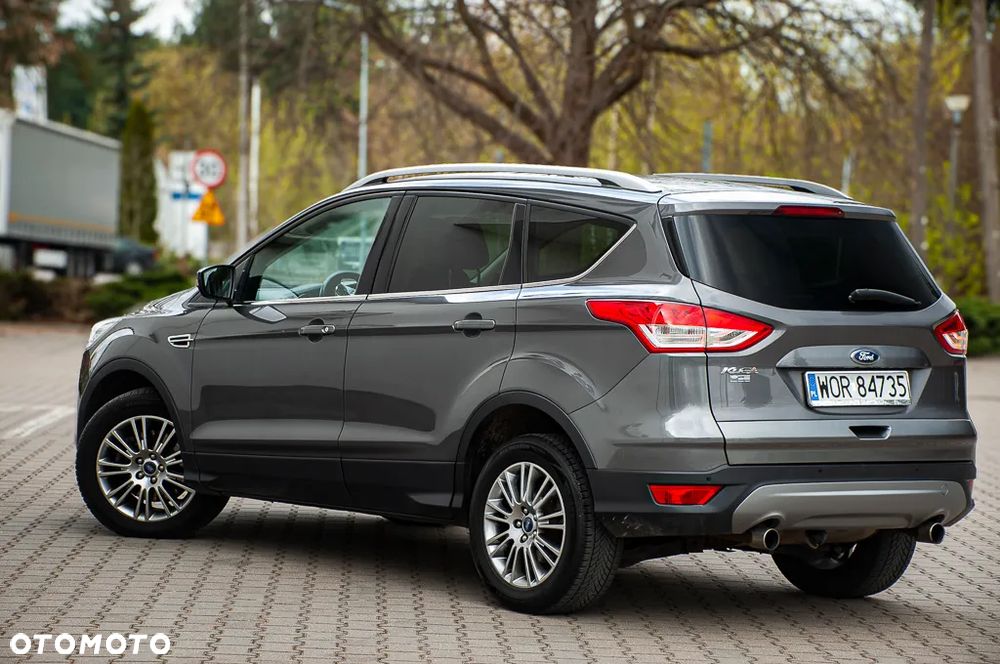 Ford Kuga 2.0 TDCi 4x4 Titanium - 23
