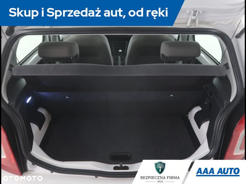 Volkswagen up! - 14