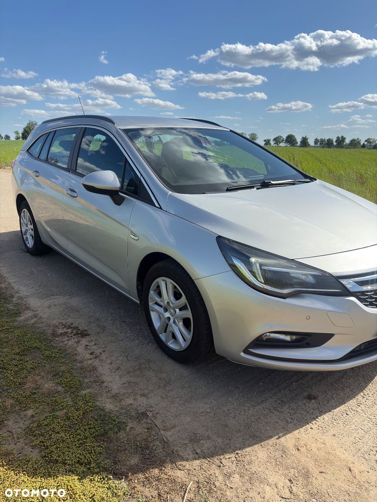 Opel Astra 1.6 CDTI Cosmo - 6