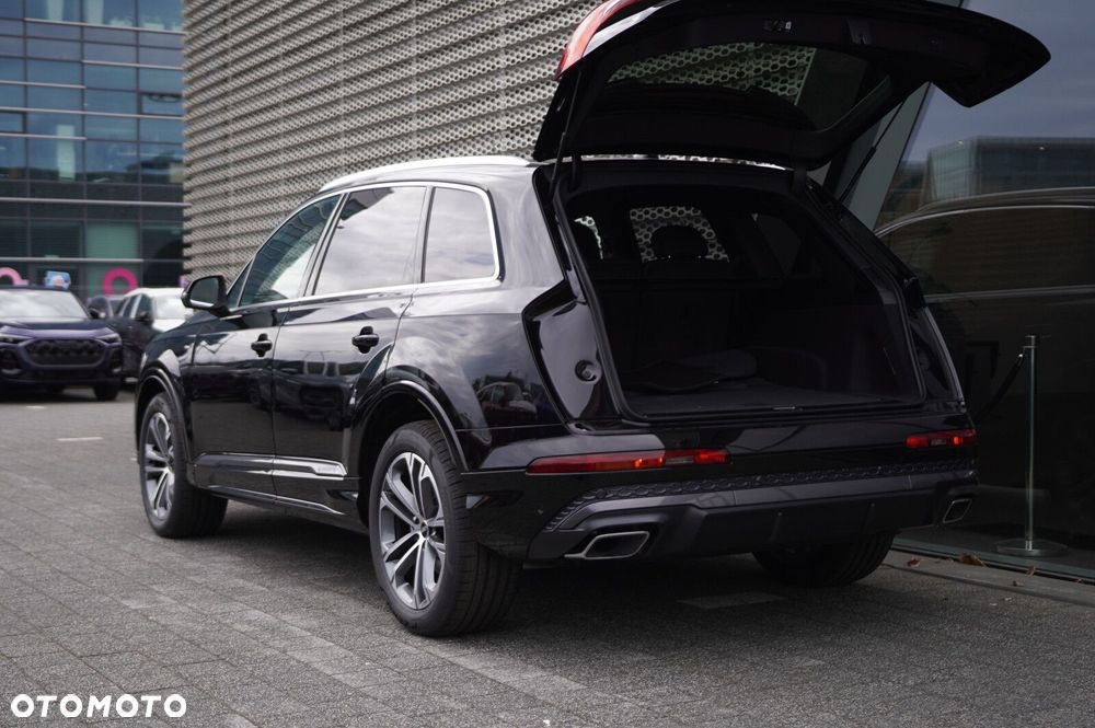 Audi Q7 - 7
