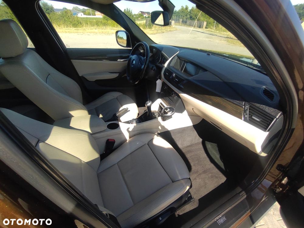 BMW X1 xDrive20d xLine - 40