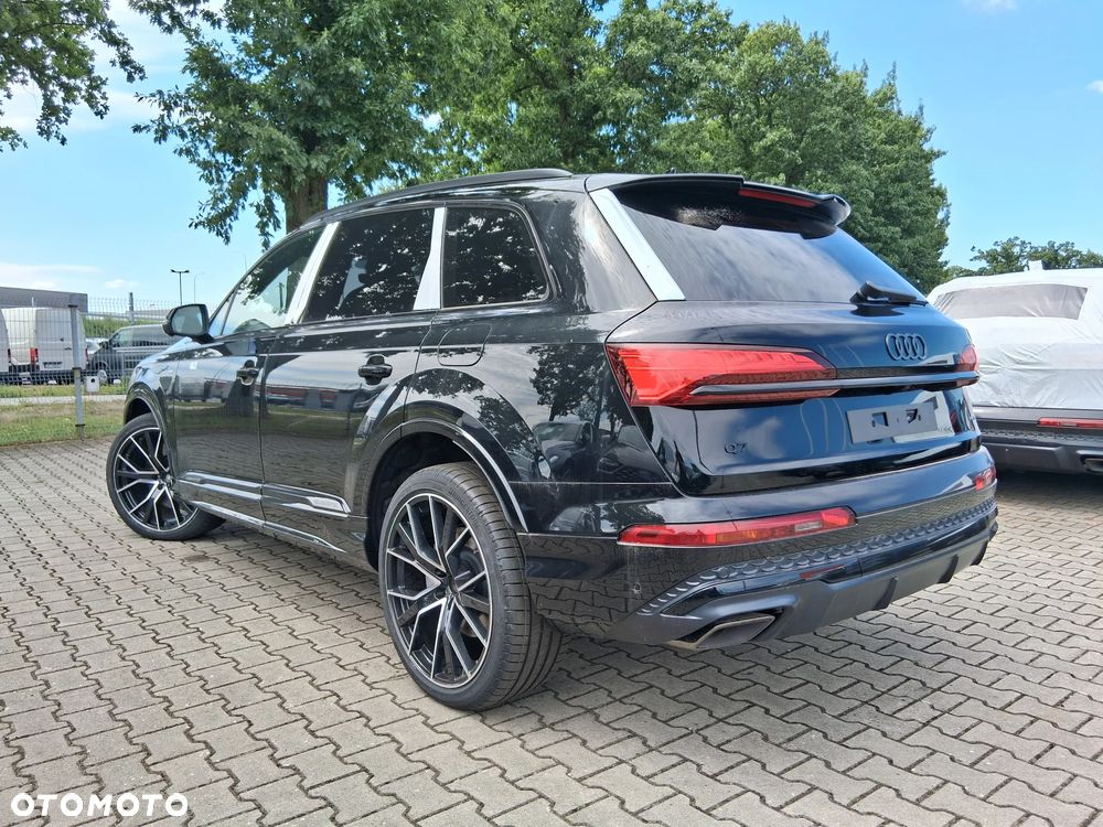 Audi Q7 - 3