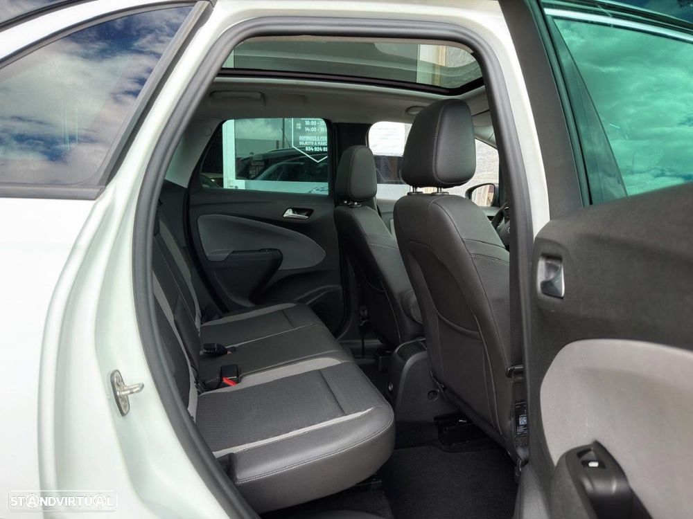 Opel Crossland X 1.2 T Innovation J17 - 20