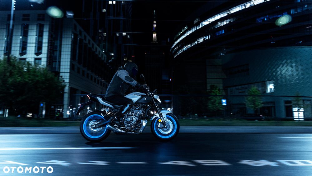 Yamaha MT - 6