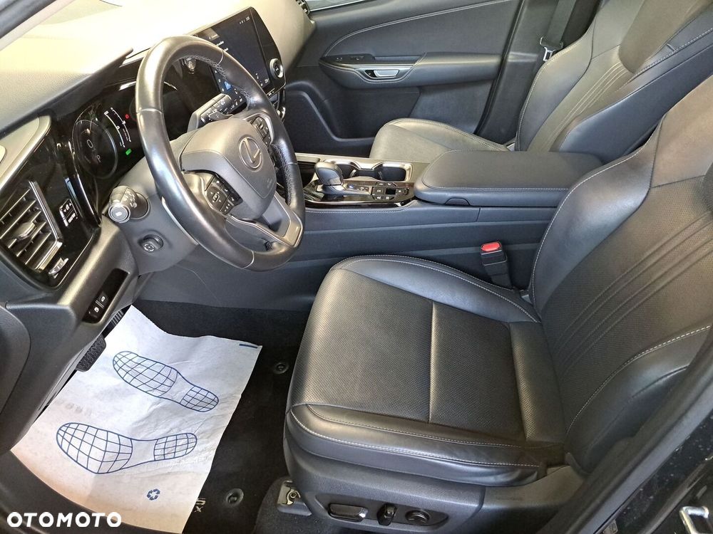 Lexus NX - 26