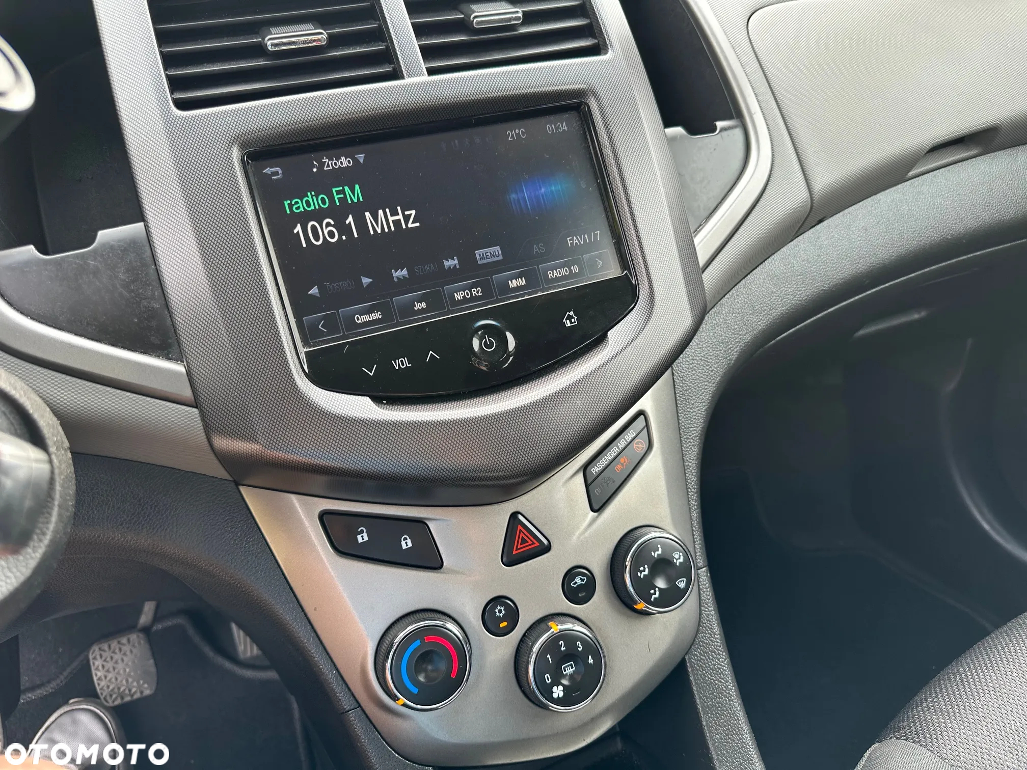 Chevrolet Aveo 1.6 LTZ - 15