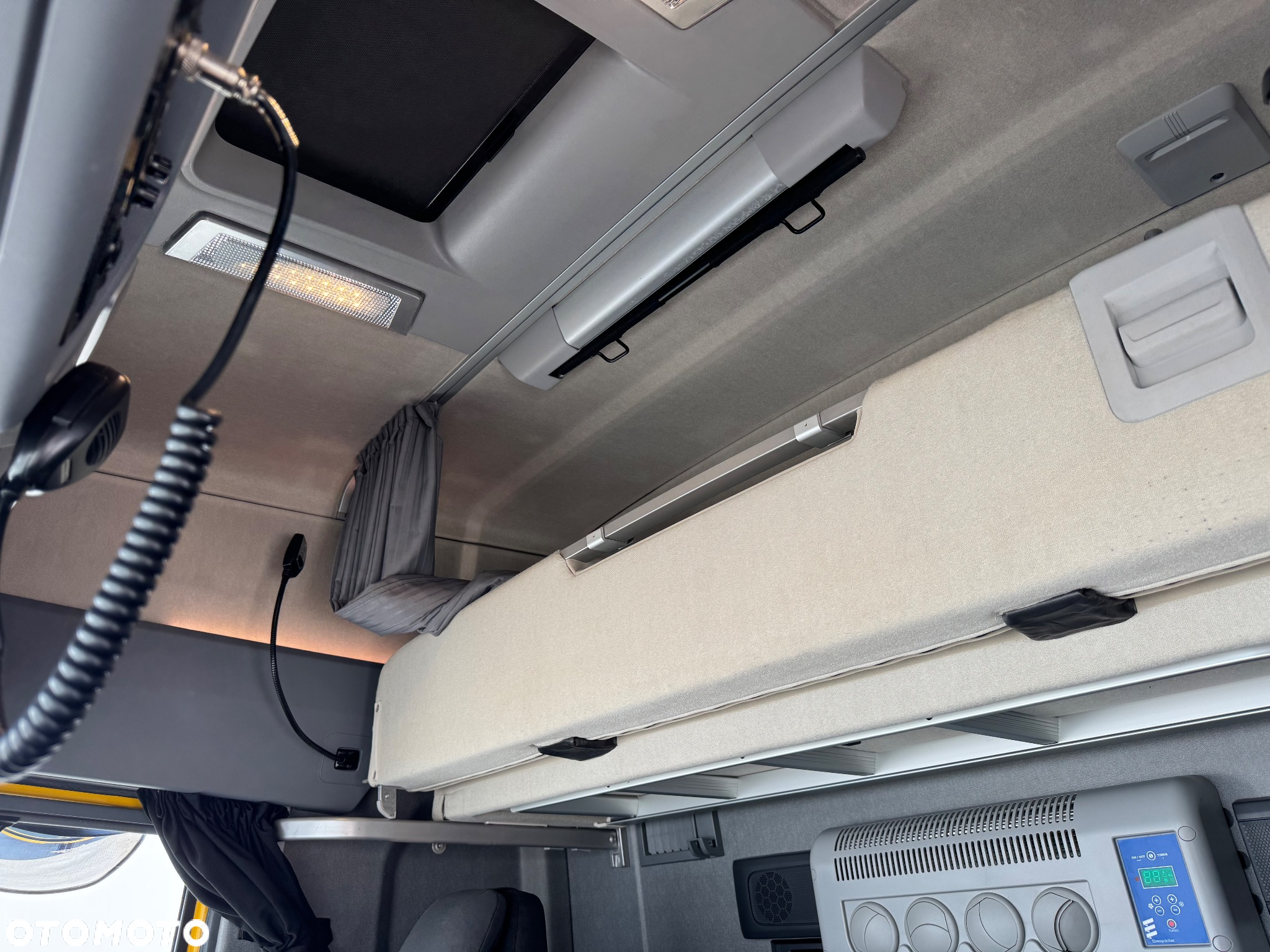 Renault T 440 HIGH CAB KLIMA POSTOJOWA - 15