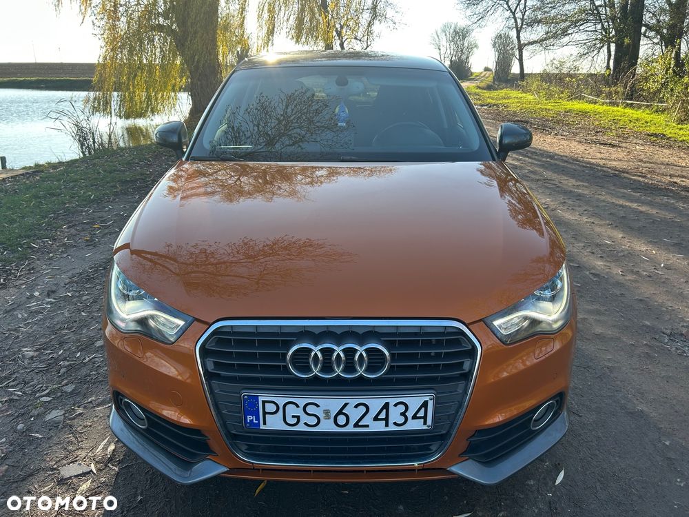 Audi A1 Sportback 1.4 TFSI Ambition S tronic - 2