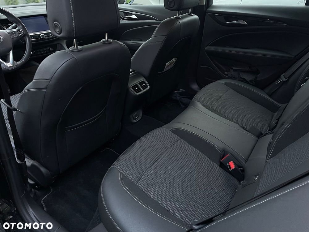 Opel Insignia 2.0 T Business Elegance S&S - 14