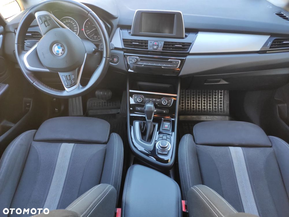 BMW Seria 2 220i Sport-Aut Advantage - 9