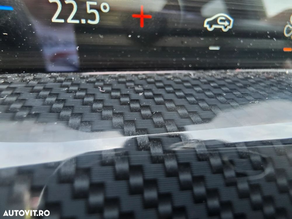 Ford Focus 1.0 EcoBoost Hybrid ST-LINE X - 22