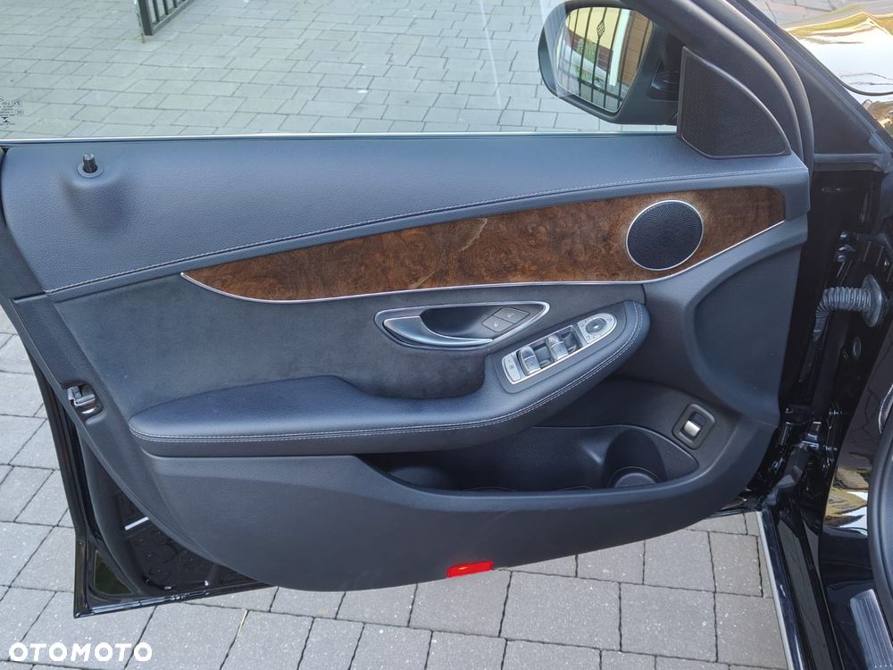 Mercedes-Benz Klasa C 220 d 9G-TRONIC - 17