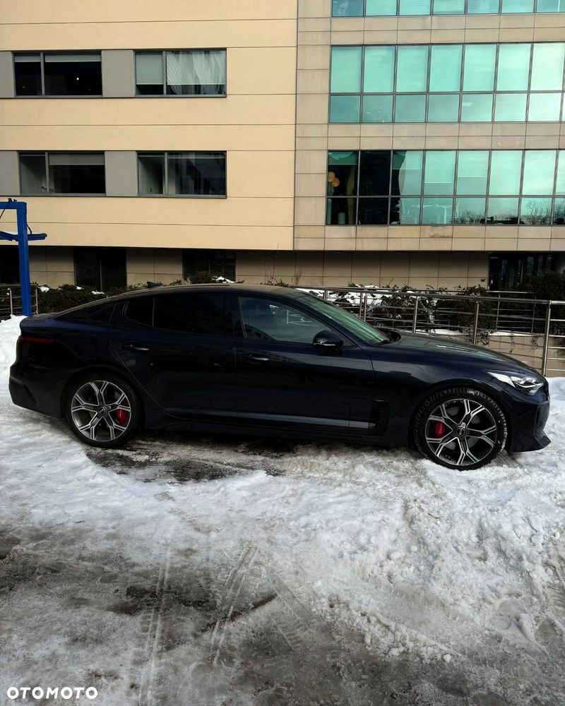 Kia Stinger 3.3 T-GDI V6 GT AWD - 3