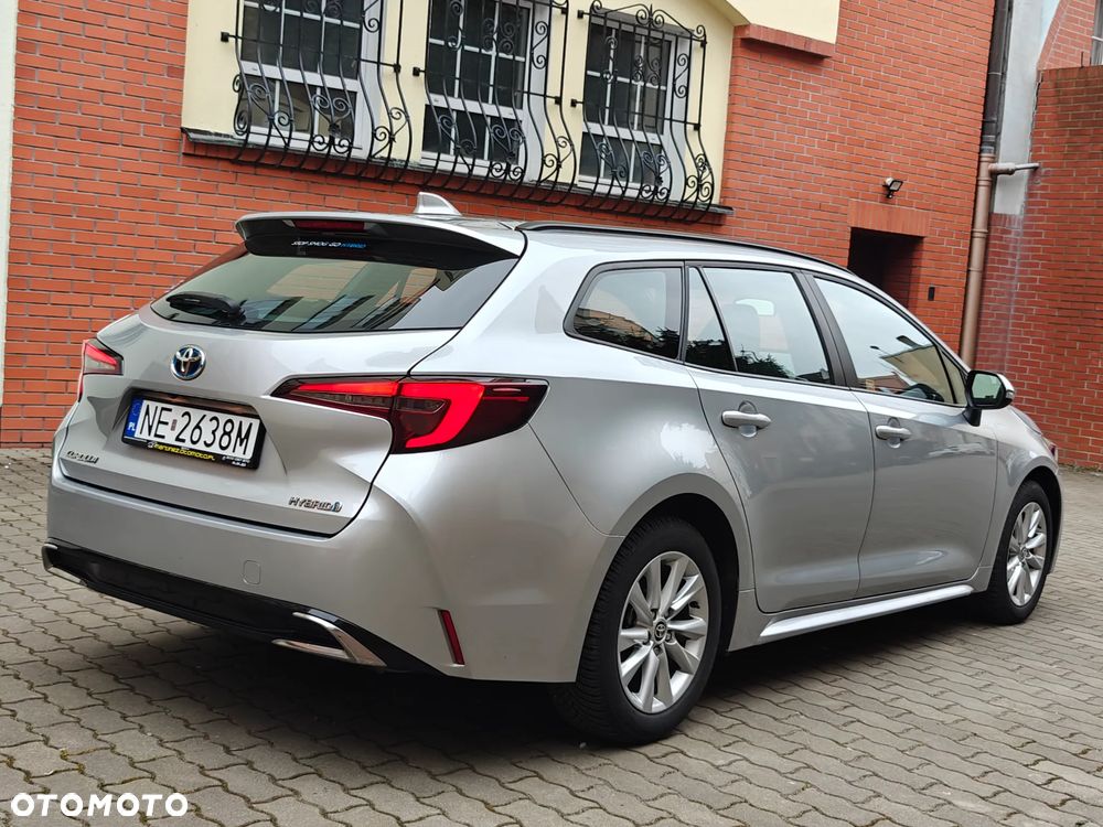 Toyota Corolla 1.8 Hybrid Comfort - 4