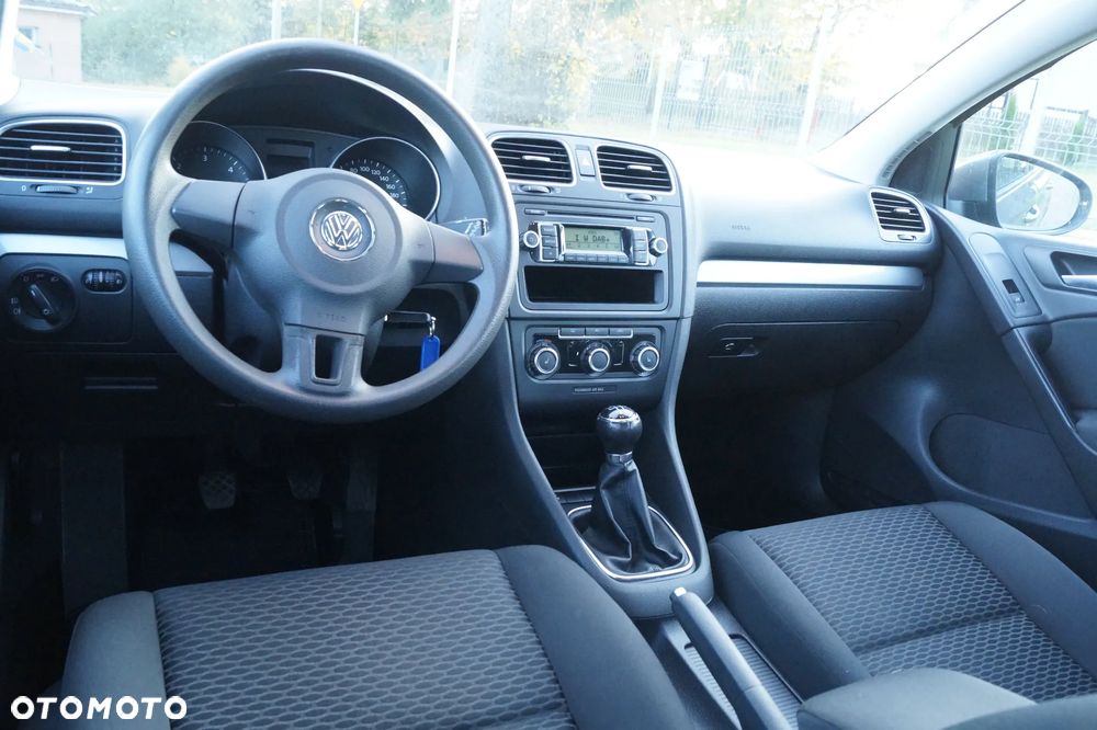 Volkswagen Golf - 14