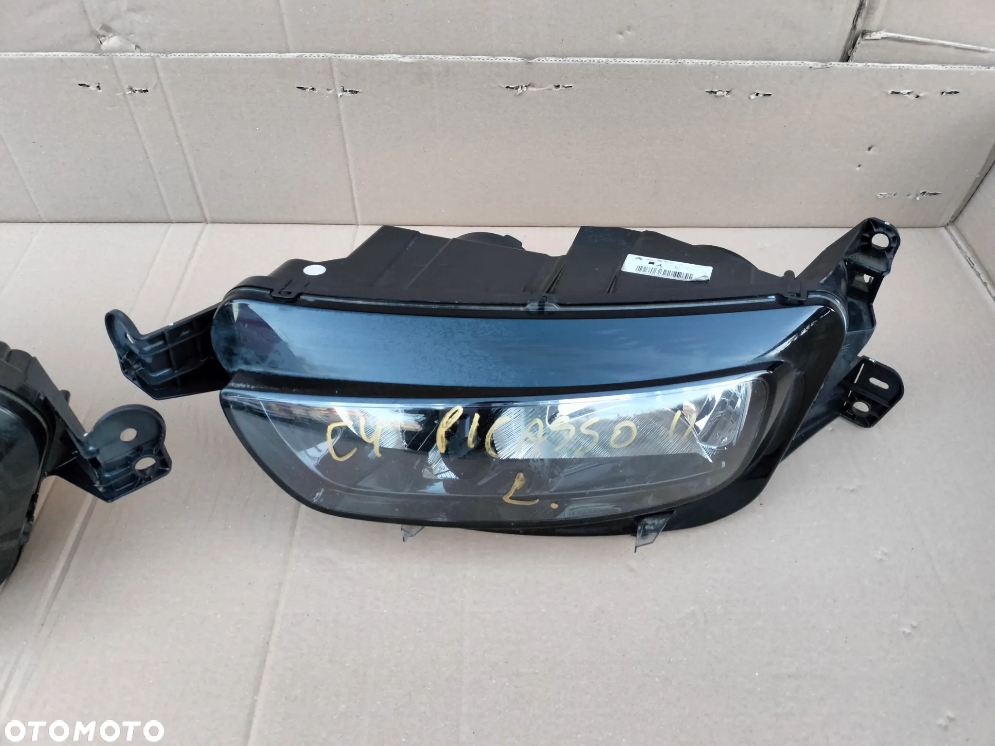 CITROEN C4 II PICASSO  REFLEKTOR LAMPA  LEWA PRZÓD UK - 3