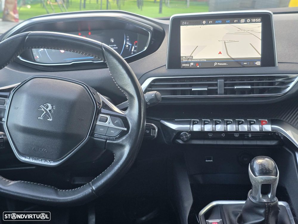 Peugeot 3008 1.5 BlueHDi Allure Baixo Consumo - 54