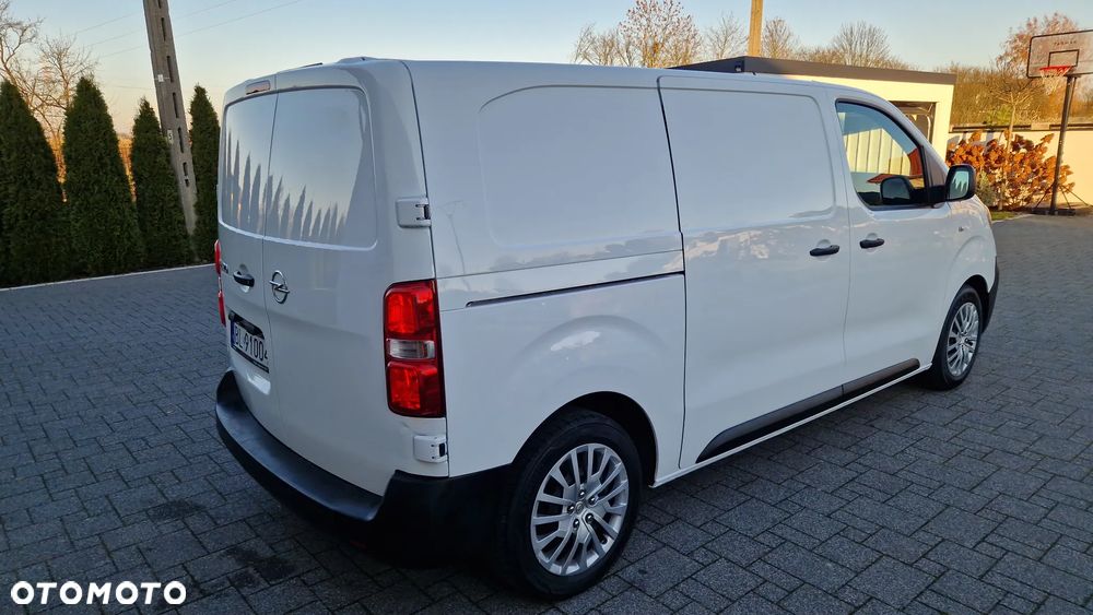 Opel Vivaro - 18