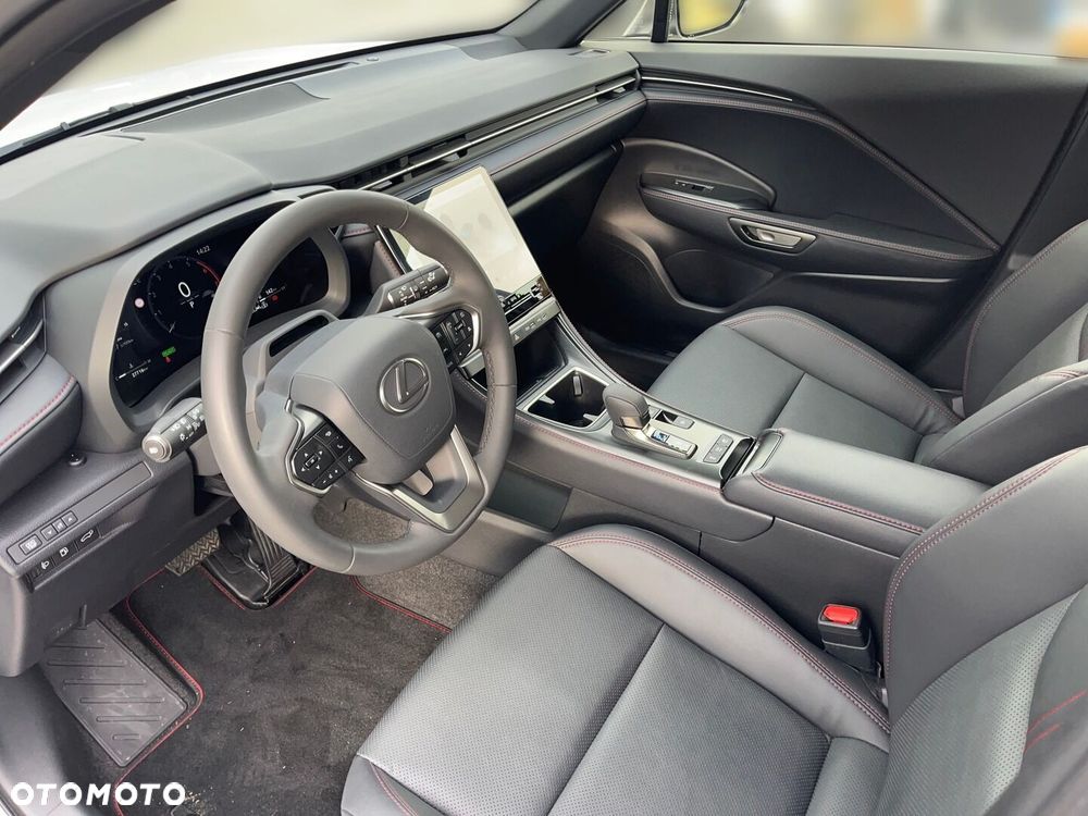 Lexus LBX 1.5 Hybrid Emotion - 8