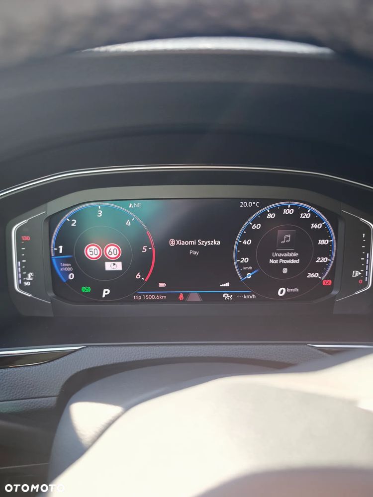 Volkswagen Passat - 19