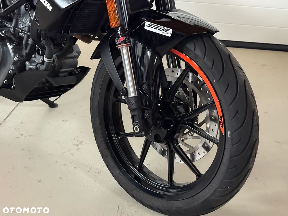 KTM Duke 125 - 17